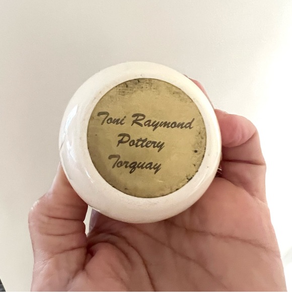 Toni Raymond Pottery vintage floral handmade pomander with gold string - Picture 2 of 8